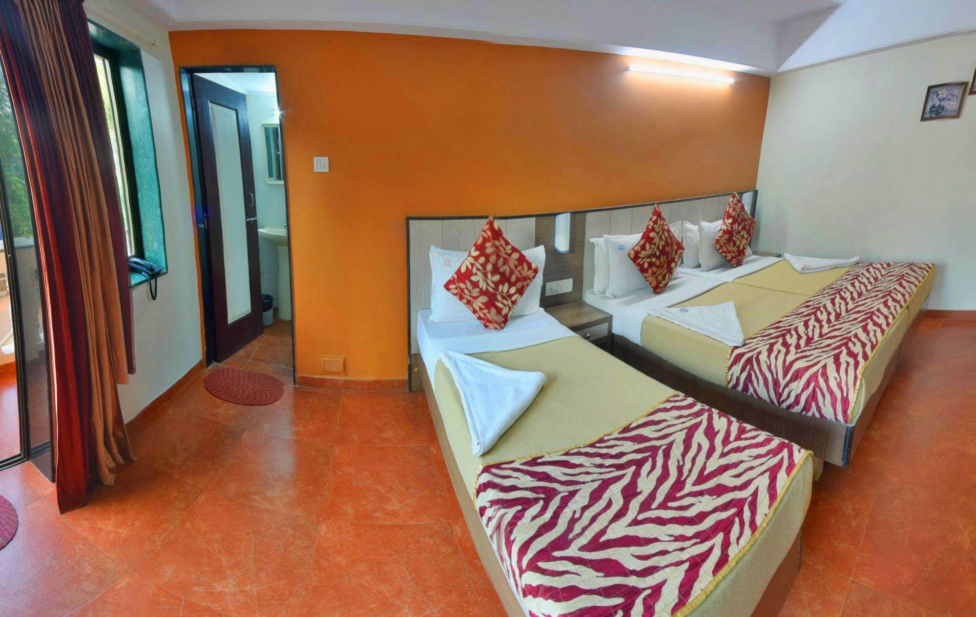 Hotel Viva Бага Екстериор снимка