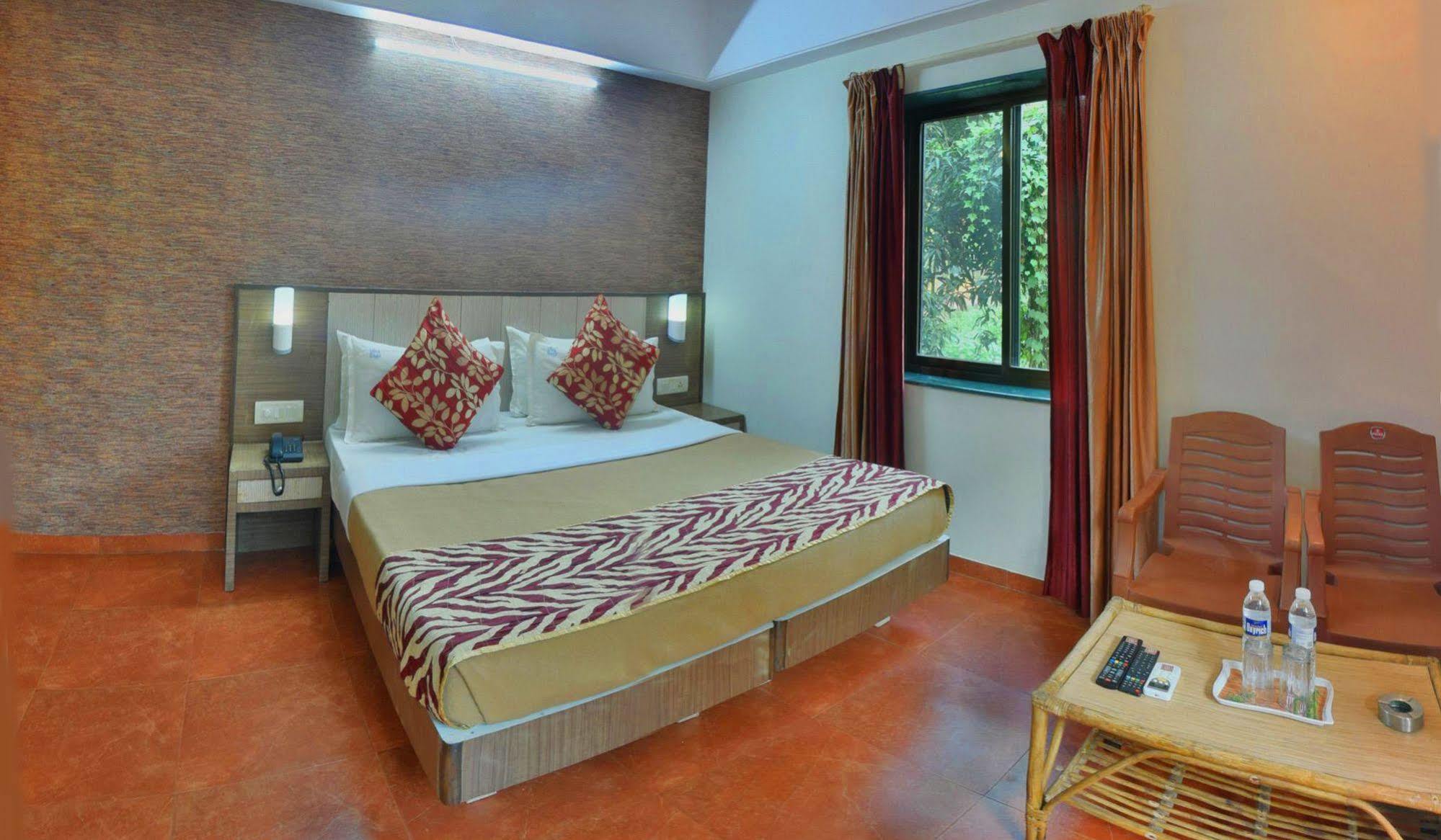 Hotel Viva Бага Екстериор снимка